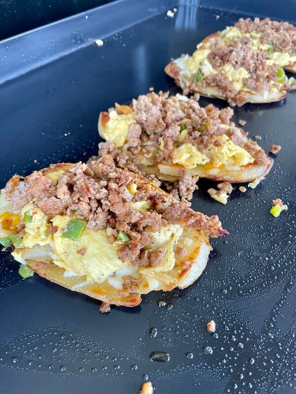 breakfast potato skins with eggs and sausage