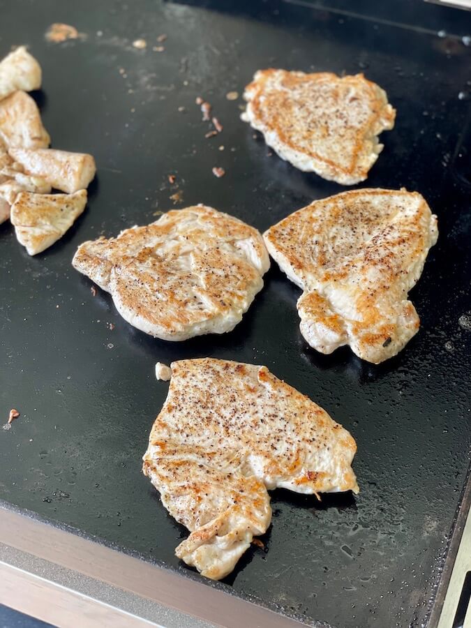 cooking griddle chicken breasts