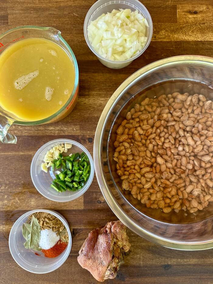 ingredients for homemade pinto beans