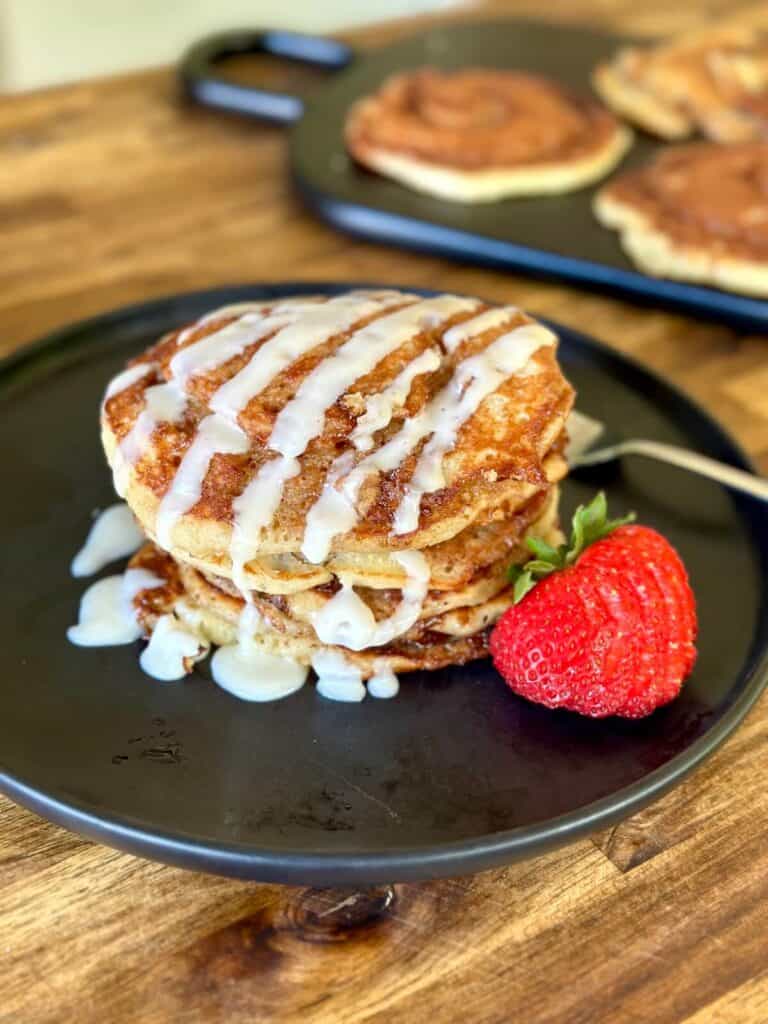 cinnamon roll pancakes with cream cheese glaze