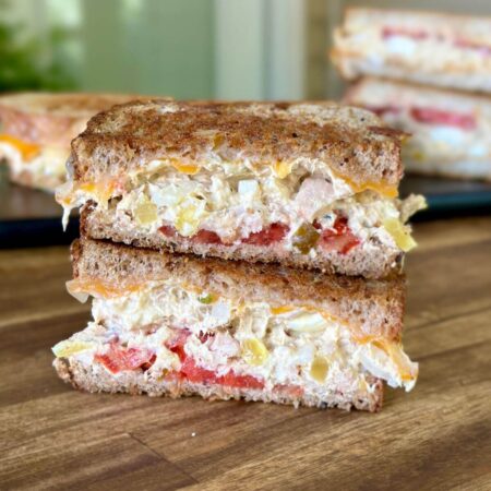tuna melt sandwich