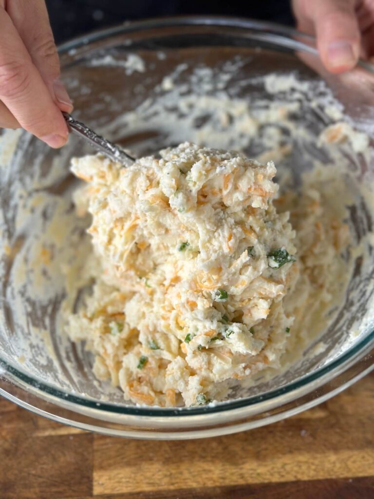 cheesy mashed potatoes mixture