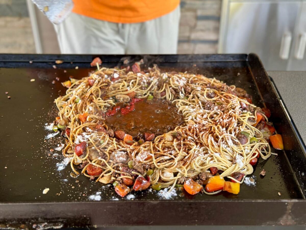 making dirty spaghetti on a Blackstone griddle